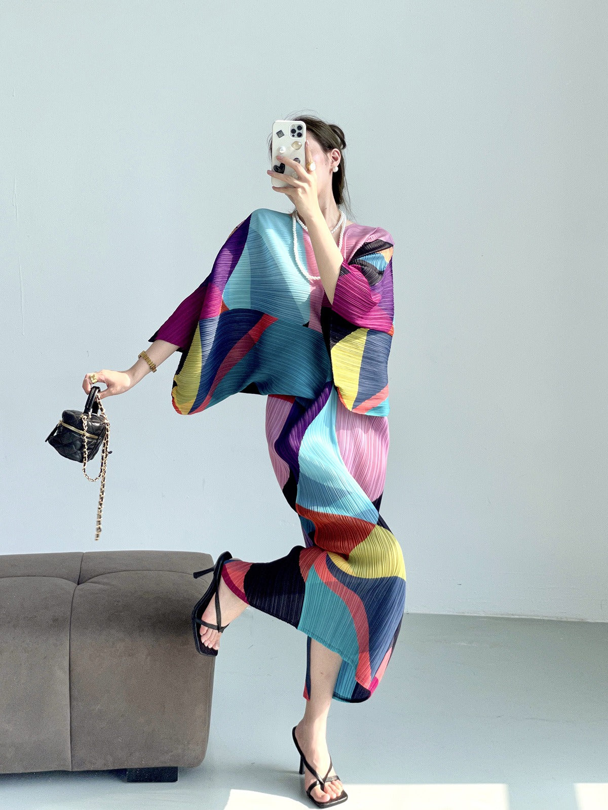High End Fashionable And Relaxed Print V-neck Holiday Dresses