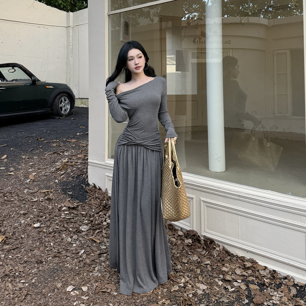 Wear long sleeved dresses with one shoulder and slanted shoulders