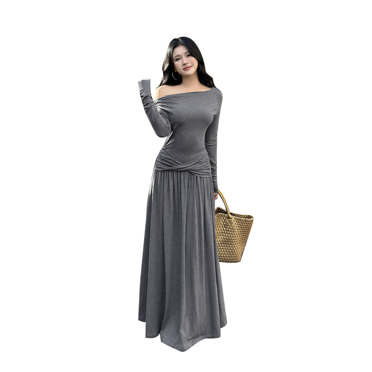 Wear long sleeved dresses with one shoulder and slanted shoulders