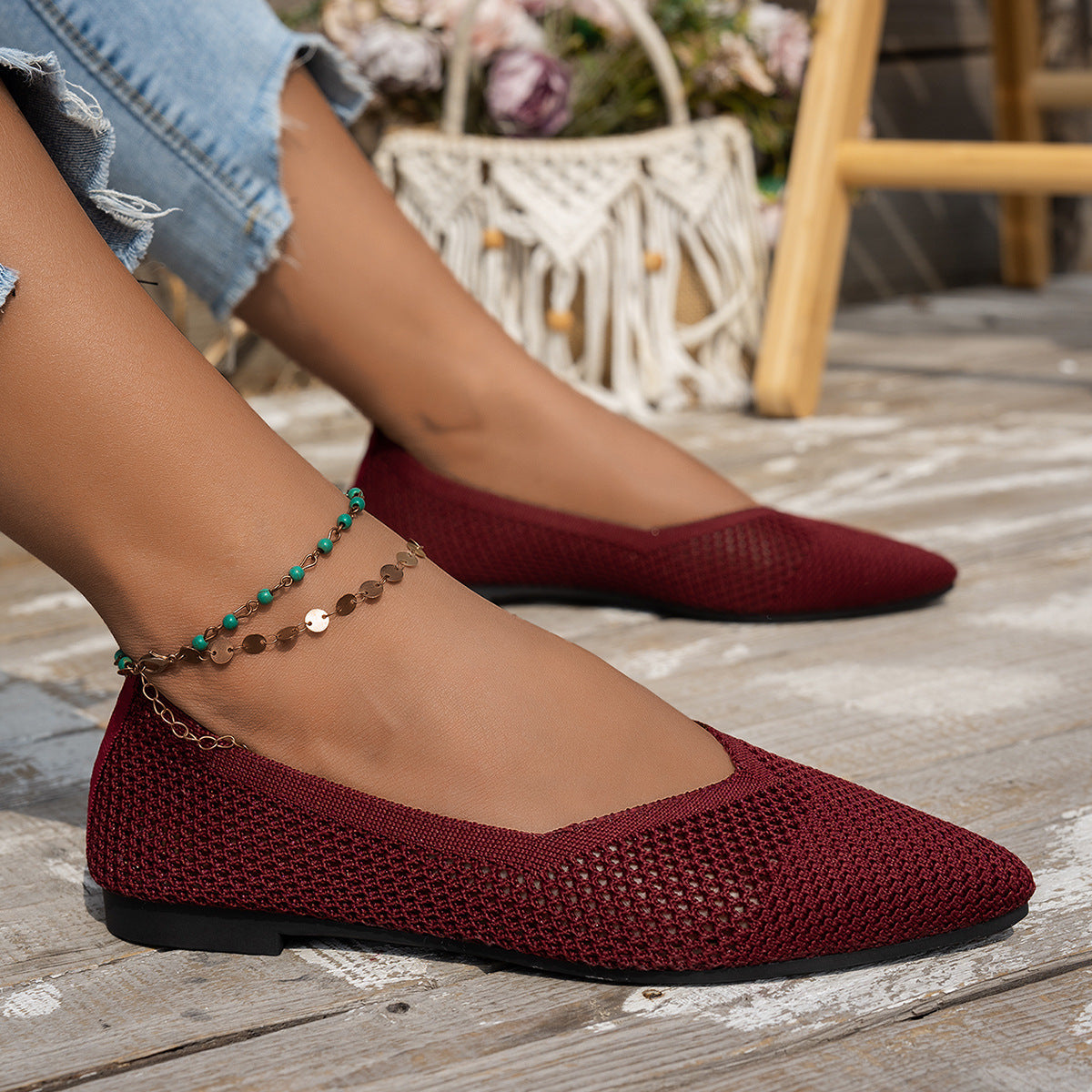 Knitted Women's Shoes Breathable Soft Sole 2025 New Comfortable Pointed Flat Shallow Mouth Slip-on Casual Shoes