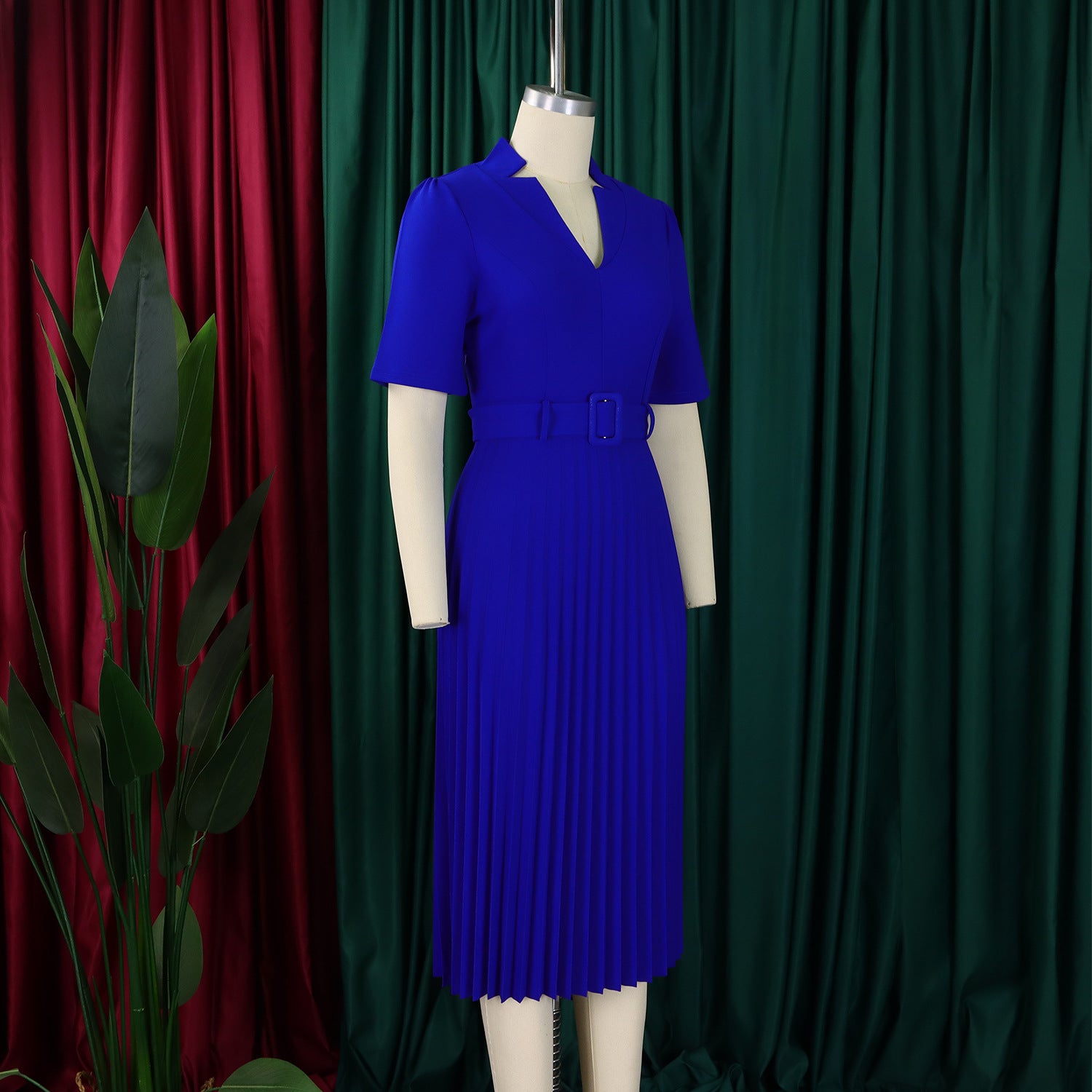 D563 Foreign Trade Cross-border Women's Clothing Summer New Short-sleeved V-neck Pleated High Waist Fashion Elegant Waist African dress