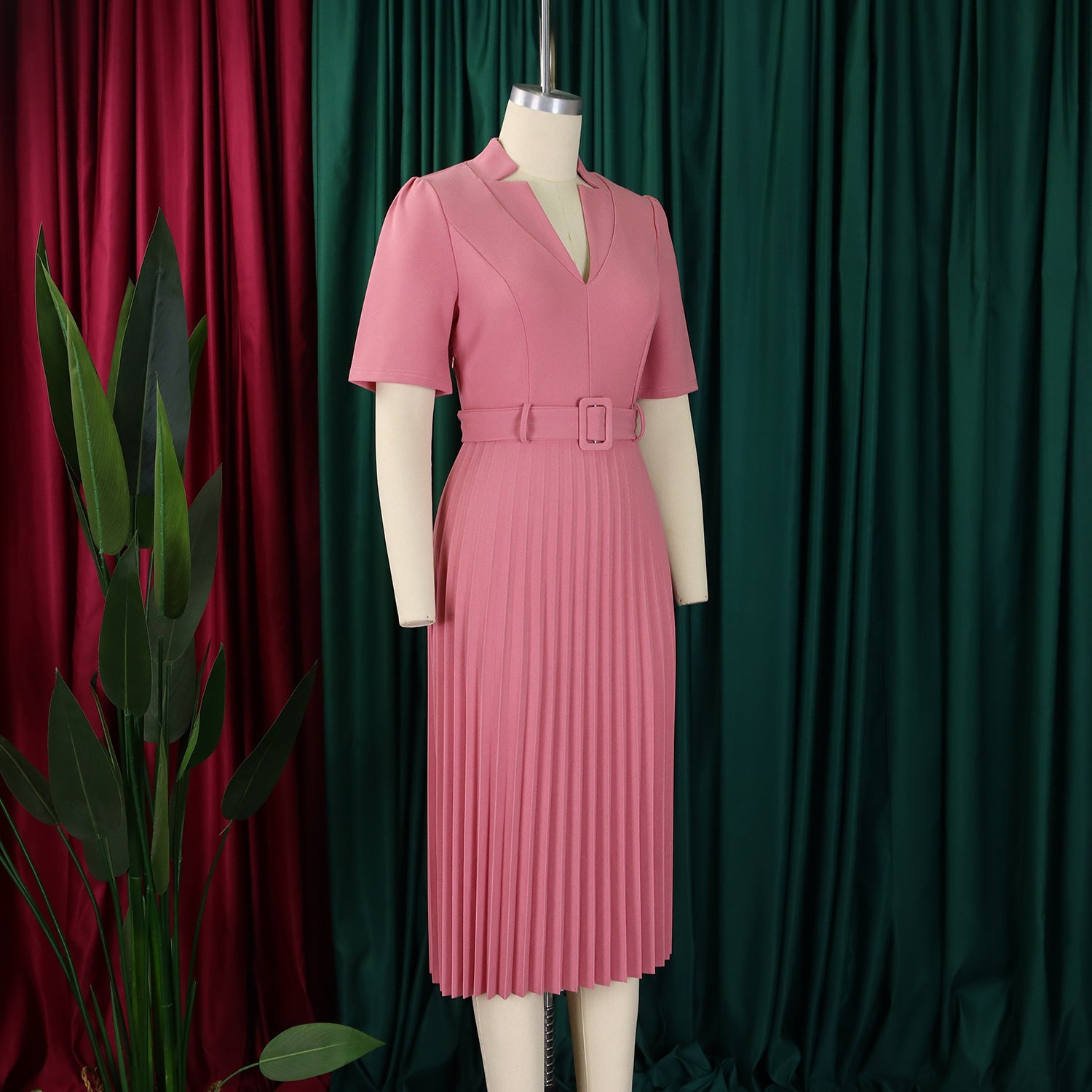 D563 Foreign Trade Cross-border Women's Clothing Summer New Short-sleeved V-neck Pleated High Waist Fashion Elegant Waist African dress