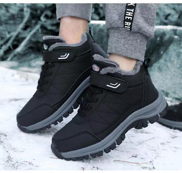 Middle-aged and elderly walking shoes autumn and winter fleece-lined round toe cotton in stock warm thickened cross-border foreign trade shoes men's shoes