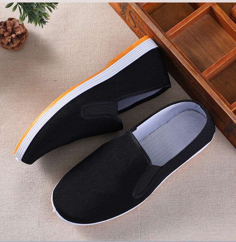 Factory direct old Beijing cloth shoes men's wholesale middle-aged and old men's traditional black cloth shoes