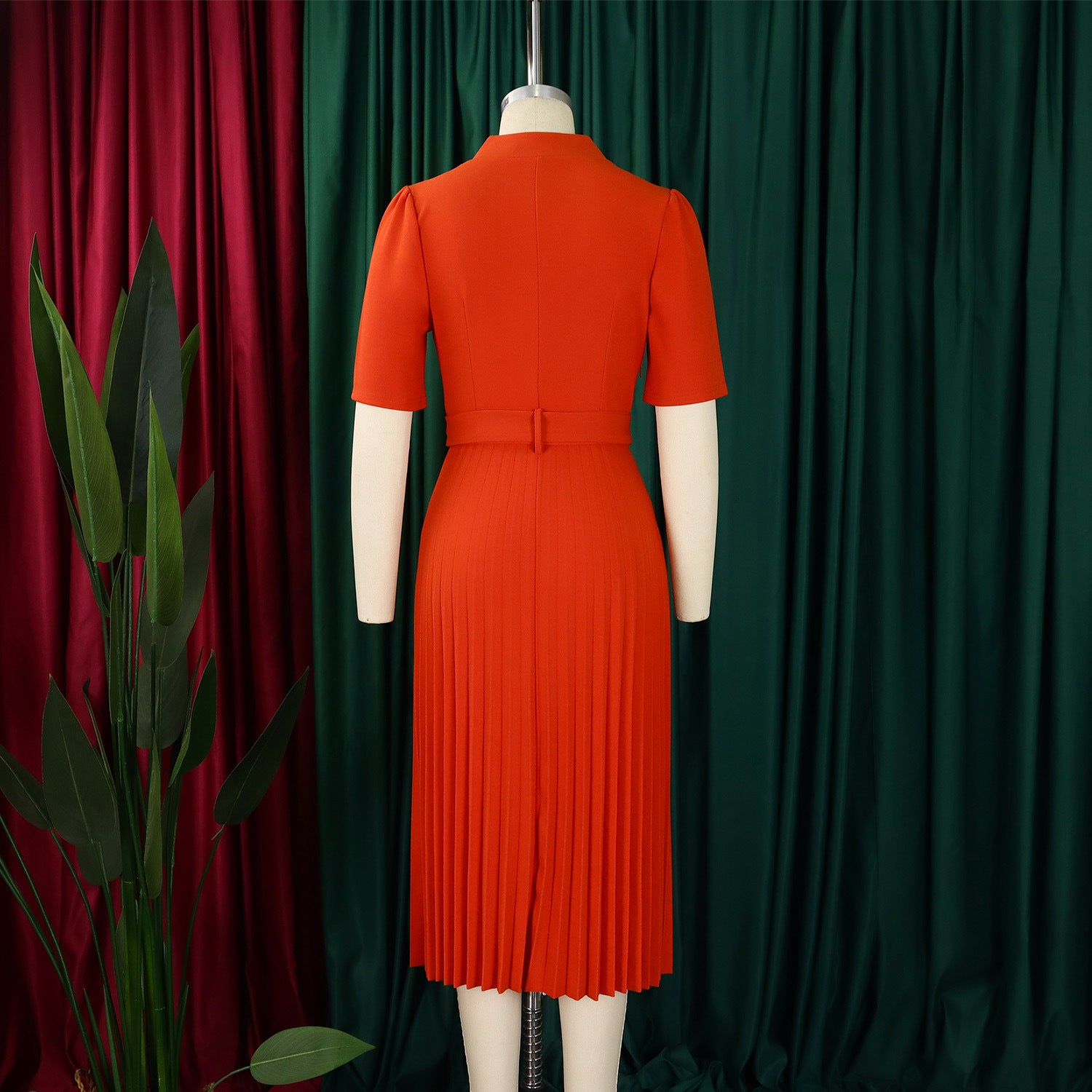 D563 Foreign Trade Cross-border Women's Clothing Summer New Short-sleeved V-neck Pleated High Waist Fashion Elegant Waist African dress