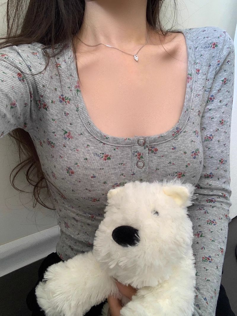 Floral Square Neck Long-Sleeved T-Shirt Bottoming Shirt for Women Autumn and Winter 2025 New Design Niche Slimming Look Tops