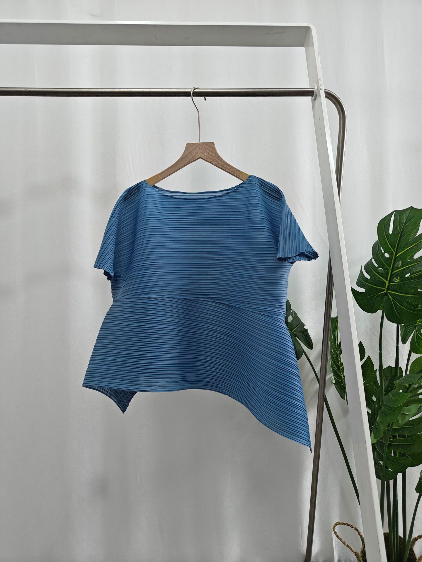 Summer All-match Pleated Top Women's 2024 Summer Thin Comfortable High-end Loose plus size Slim T-shirt