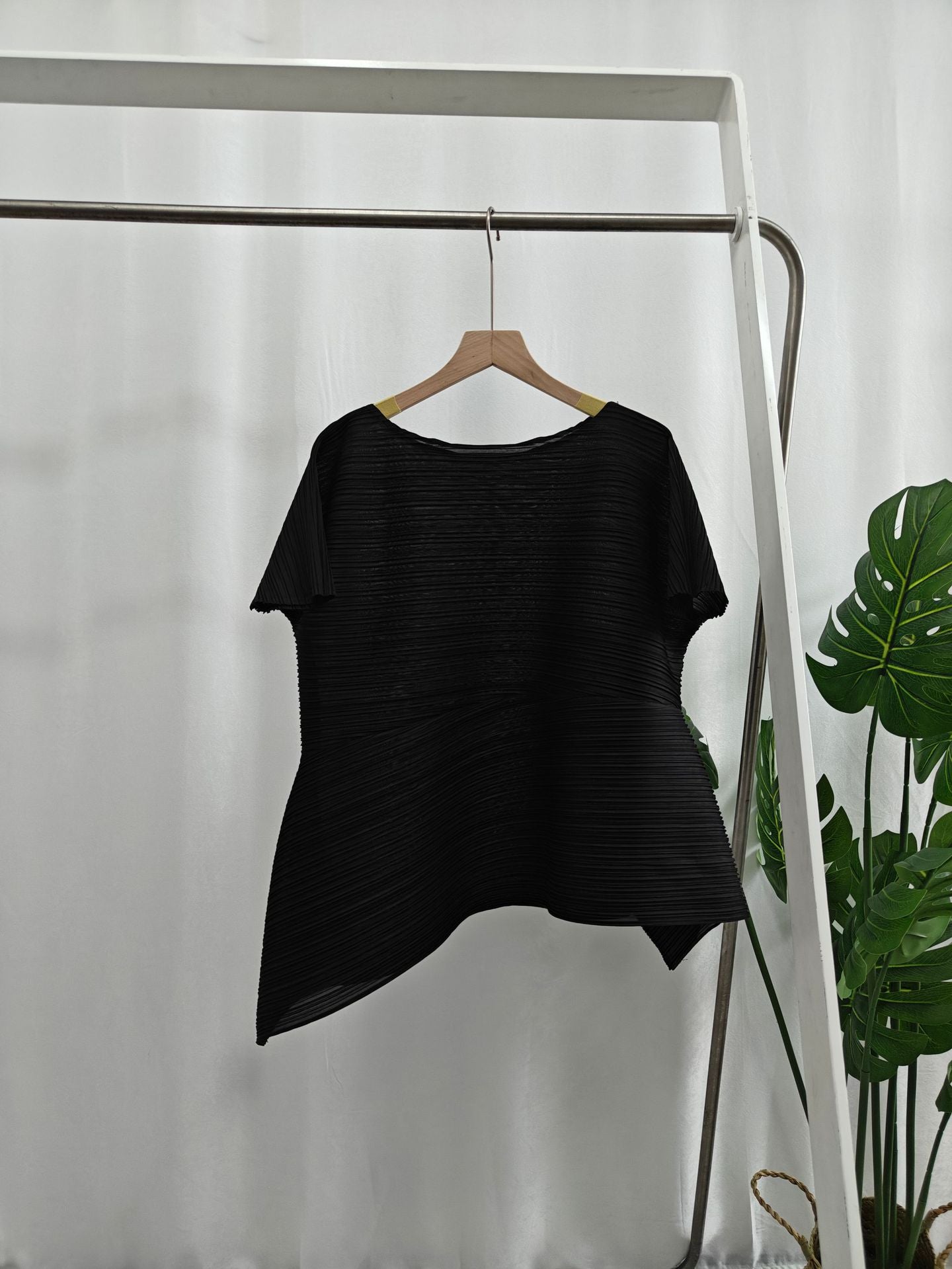 Summer All-match Pleated Top Women's 2024 Summer Thin Comfortable High-end Loose plus size Slim T-shirt