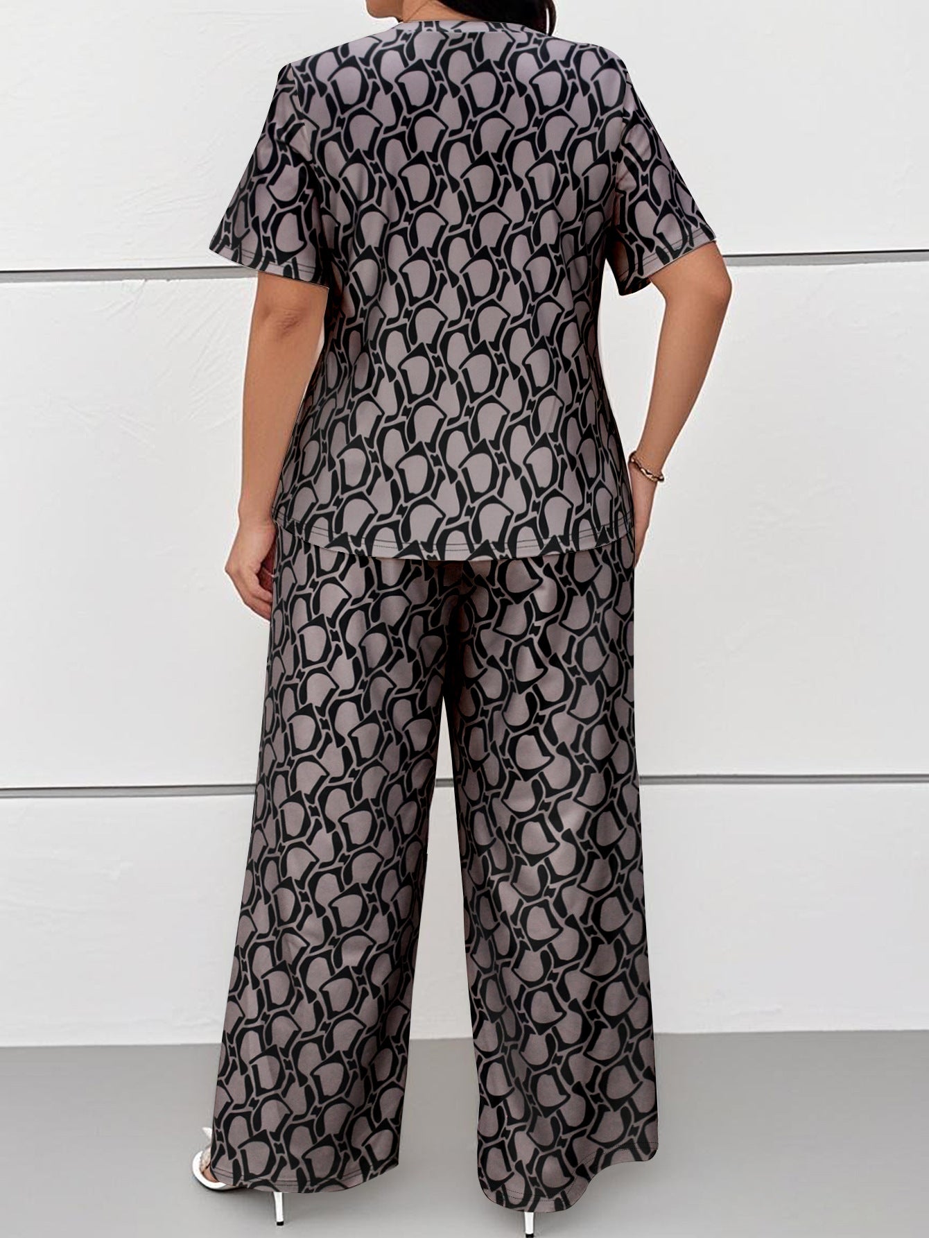 Cross-Border Amazon European and American Women's Fashion Elegant Printed Short-Sleeved Straight-Leg Pants Plus-Size Casual Suit Summer
