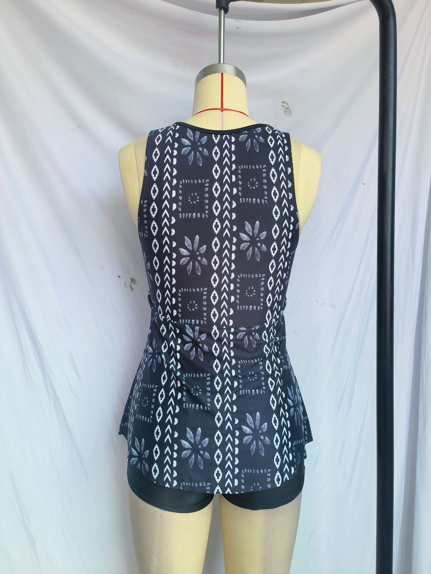 Split plus size Printed Flat Angle European and American Style Conservative Sling Tankini Swimsuit Women's Independent Station Cross-border Foreign Trade in stock